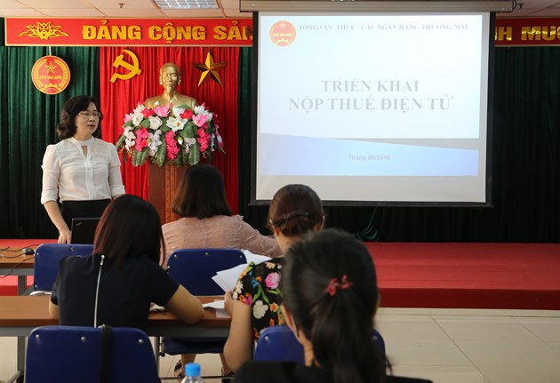 Phó Cục trưởng Nguyễn Thu Trà phát biểu tại buổi họp.
